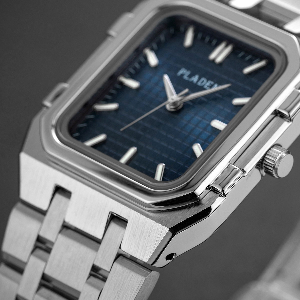 แบรนด์หรู Blue Dial Man คุณภาพ - Luxury Watch Maker บทวิจารณ์และราคา