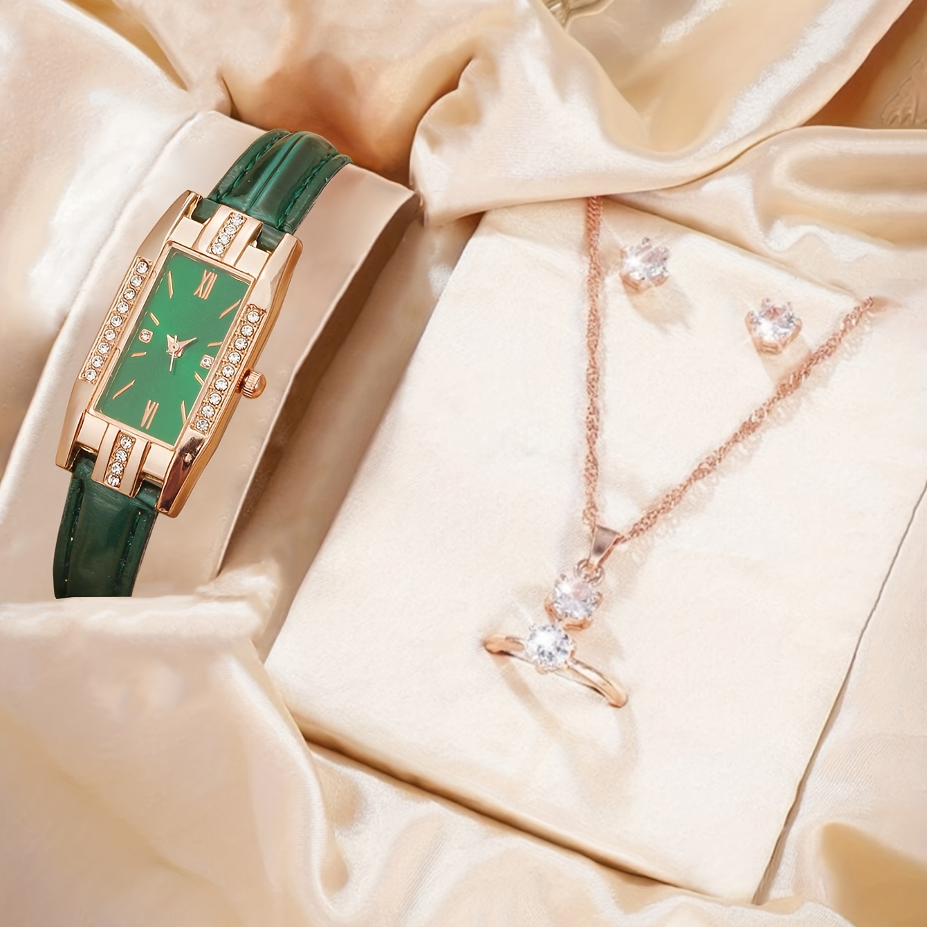 นาฬิกาควอตซ์หรูหราประดับเพชรเท - Luxury Watch Gift For Her บทวิจารณ์และราคา
